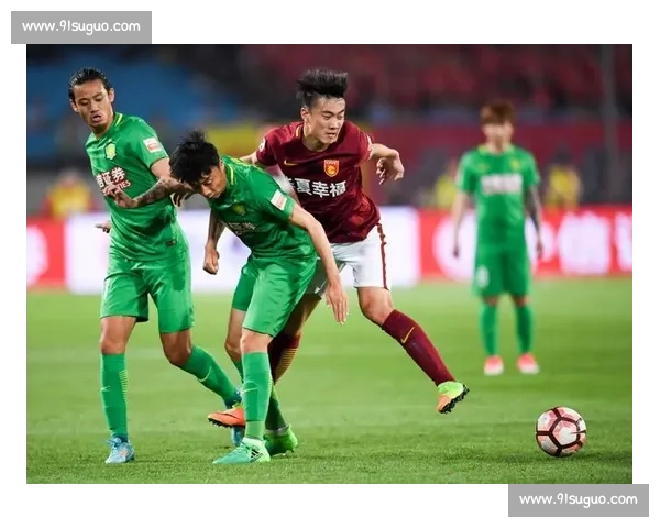 华夏幸福迎战国安，赛场对决背后的战术博弈与球员关键较量